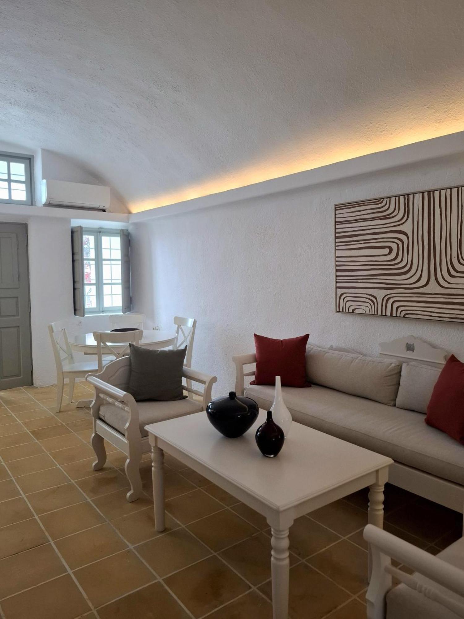 Mardanza Krokos Suites Imerovigli  Dış mekan fotoğraf